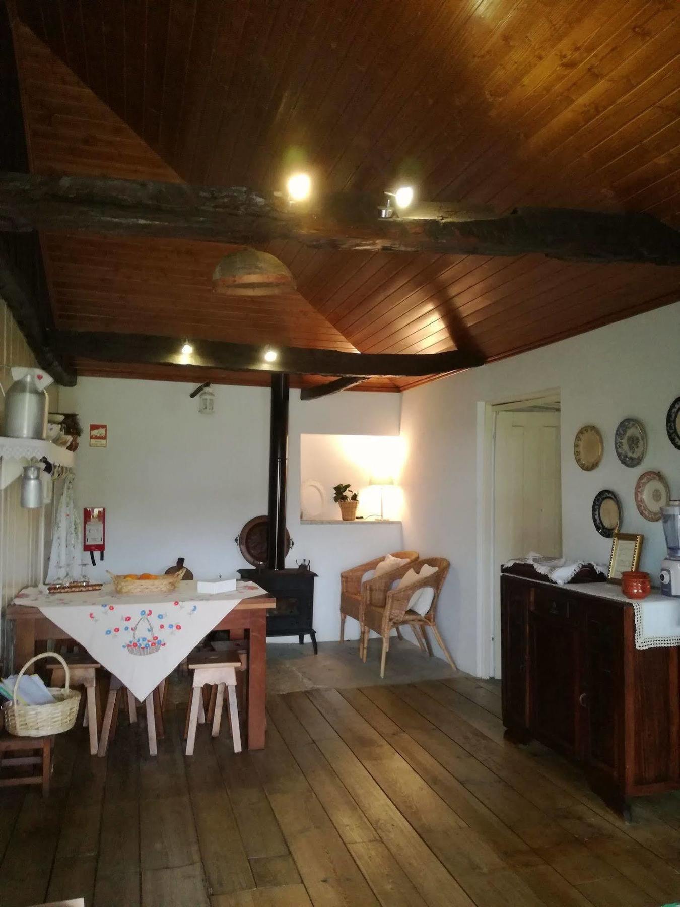 O Ze Ja Dormiu Aqui Villa Celeiros Dış mekan fotoğraf